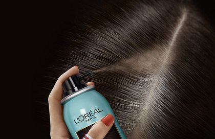 Haircolor Magic Retouch Spray 제품 디테일 클로즈업